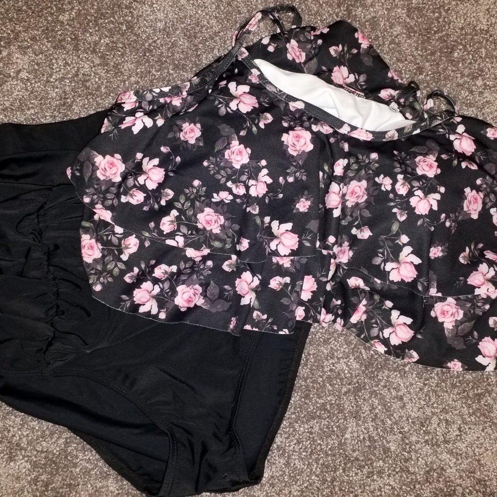 NEW bathing suite